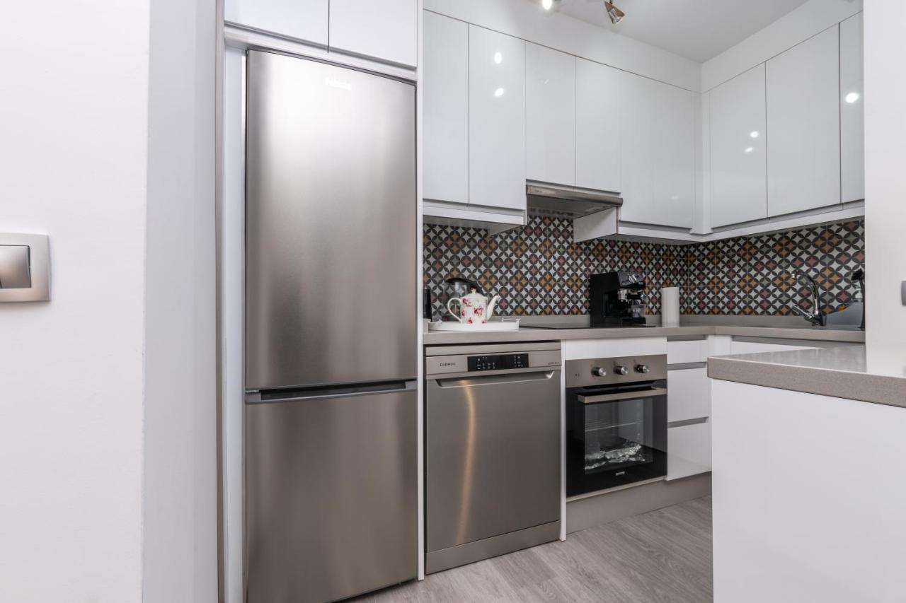Appartamento New Modern 3Br With Terrace In Fuengirola Centre Esterno foto